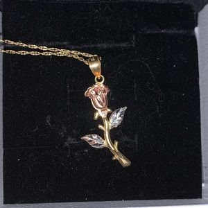 Rose gold rose necklace